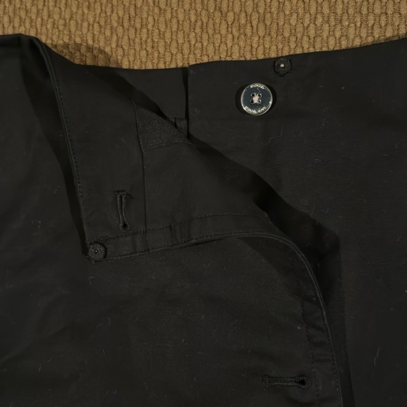 Michael Kors Black A-Line Button front skirt. Size 12. - Picture 4 of 9